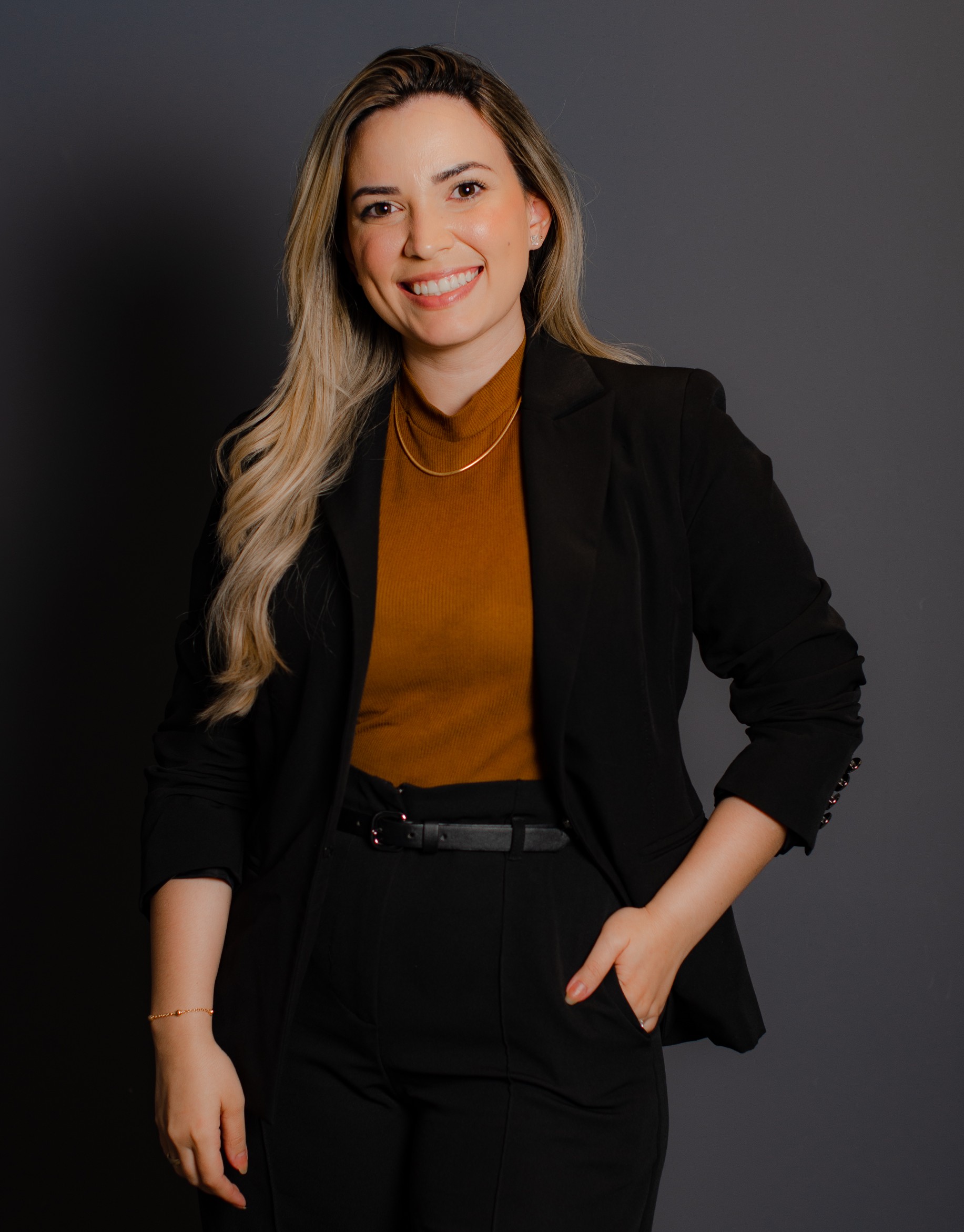 Dra. Ana Souza